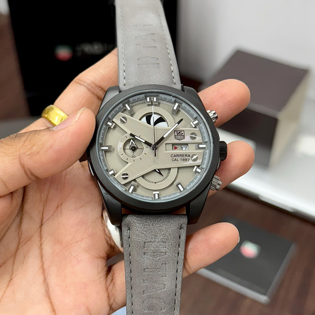 Tag Heuer Carrera Cal 1887 - Grey Leather Belt
