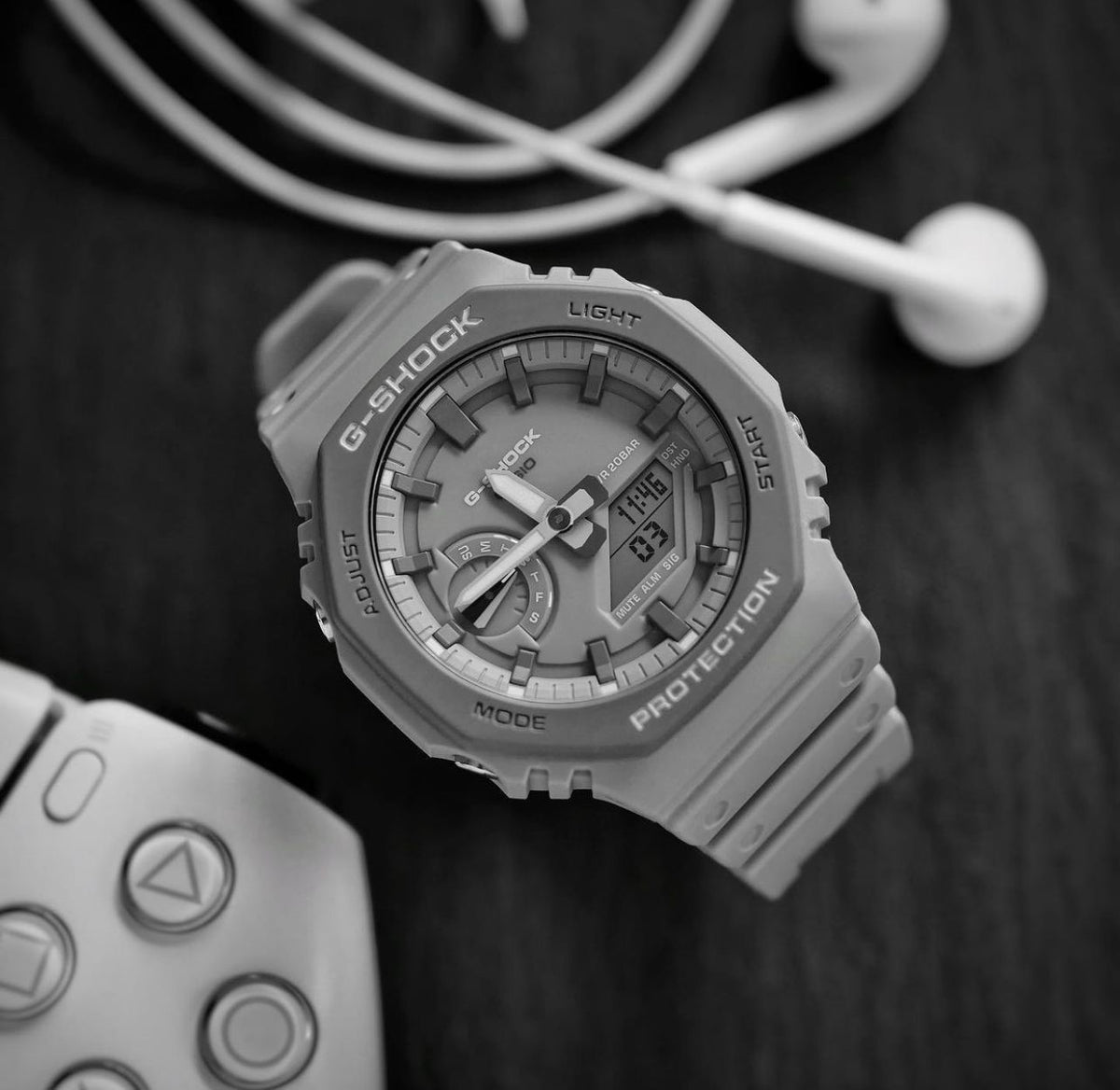 G-Shock GA-2100-5A “Grey Carbon Core” Edition | All-Grey Stealth Mode